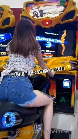 Girl gets fucked at arcade Naive sister porn