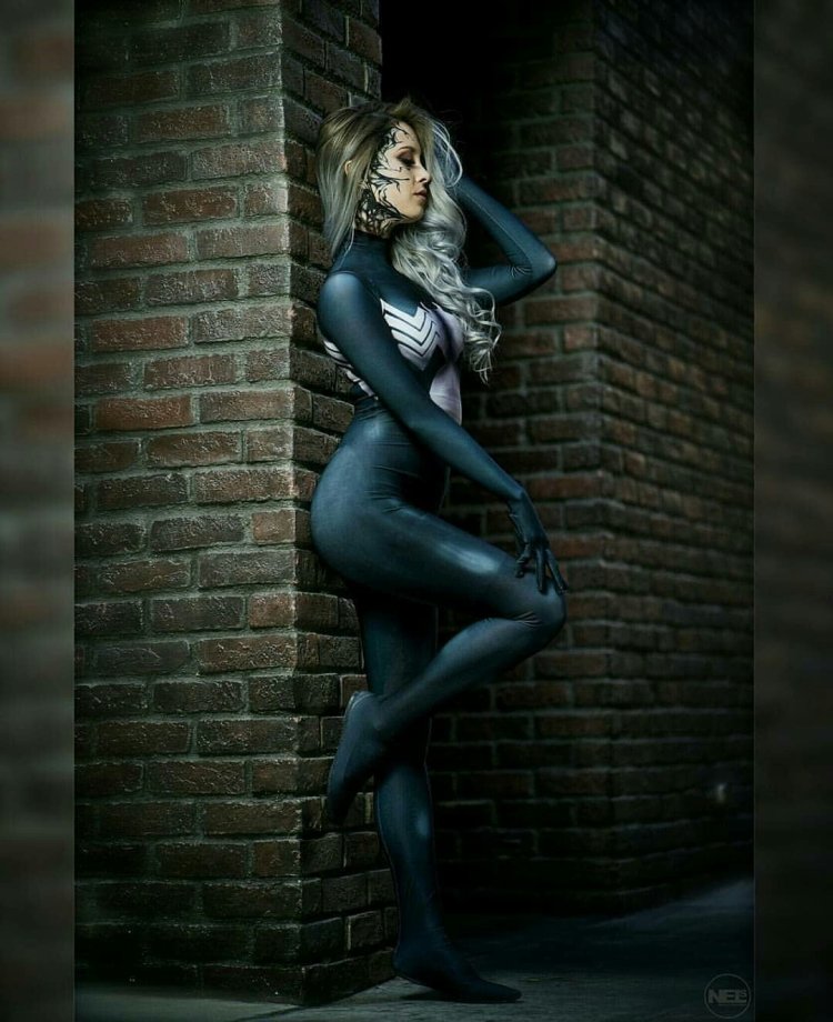 Venom cosplay porn Ebanie bridges pussy